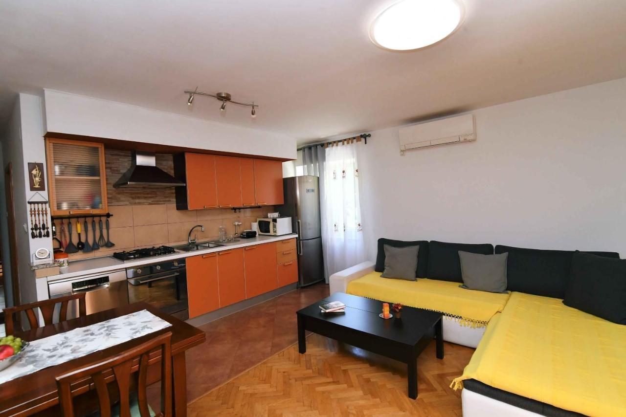 Apartment Leon Opatija Exterior photo